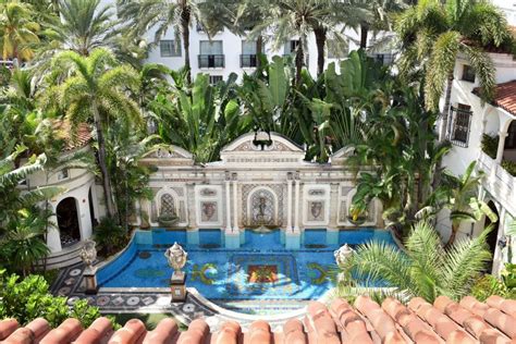 giannis villa casa casuarina miami